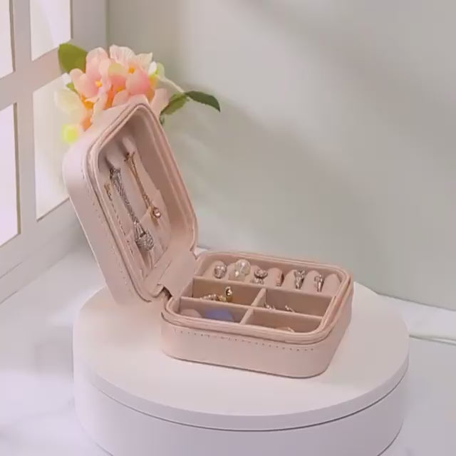 Compact Travel Leather Jewelry Organizer Box – Portable Pocket-sized Case With Zipper Closure For Rings, Earrings, Necklaces & Accessories – Ideal For Women – Random Color