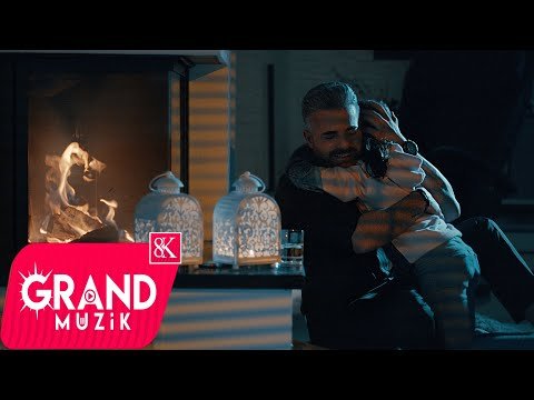Mustafa Yılmaz ft Ersoy Dinç - Ben De İnsanım фото