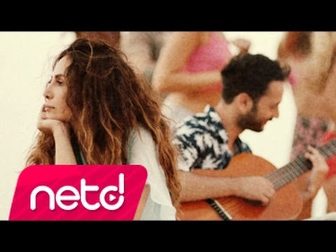 Emirhan Cengiz Feat Betül Demir - Hacıyatmaz фото