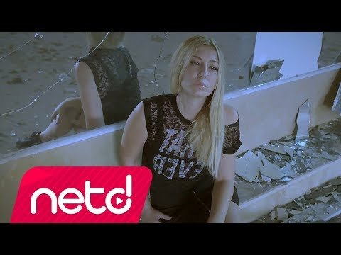 Betül Damla feat By Çeliker - Kralına Yol Verdim фото