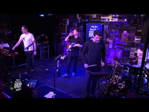 Altj - Hunger Of The Pine Live At The Kroq Red Bull Sound Space фото