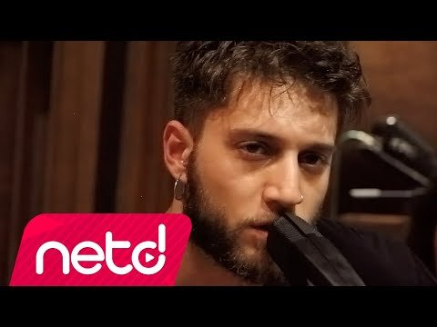 Ufuk Beydemir - Gerçek Nerede Akustik фото